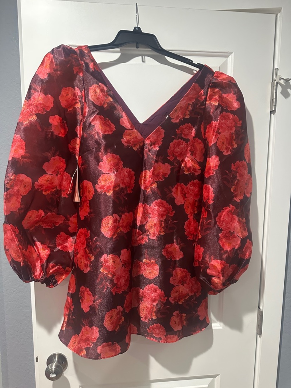 Anthropologie Burgundy Floral V-Neck Puff Sleeve Blouse